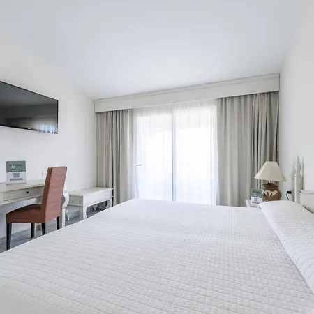 Hotiday Collection - Hotel Porto Cervo